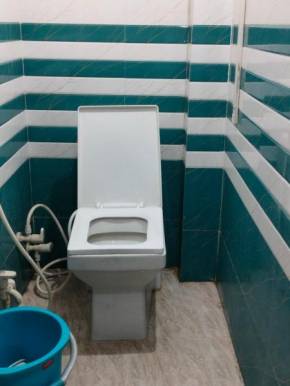 Deepali Dhaam Home Stay Janmabhoomi Marg Mathura Vrindavan